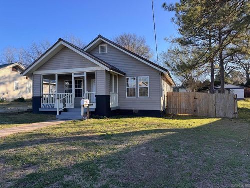 748 Brooks St, Batesville, AR, 72501-4513 | Card Image
