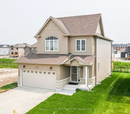 243 Mckenzie Dr, Stayner, ON, L0M1S0 | Card Image