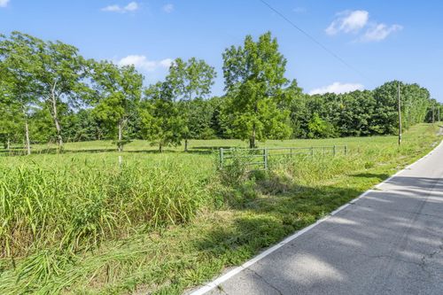 000 N Farm Road 99, Willard, MO, 65781 | Card Image