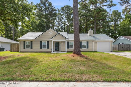 111 Silver Leaf Drive, Jacksonville, NC, 28546 | Card Image