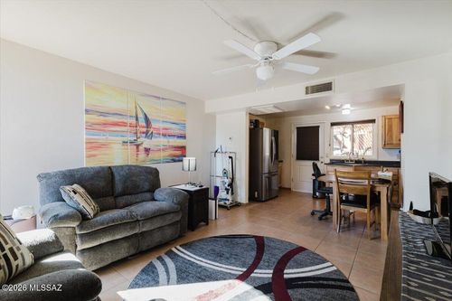 c-348 S Paseo Madera, Green Valley, AZ, 85614-0742 | Card Image