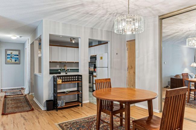 10_Interior.jpg | Image 6