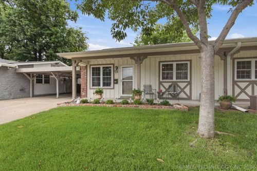 5612-5612 S Madison Pl, Tulsa, OK, 74105-7810 | Card Image