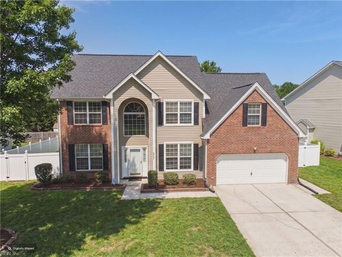 2428 Annie Cir, Chesapeake, VA, 23323-3943 | Card Image