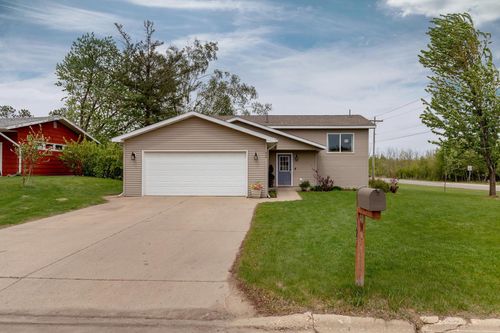 625 4th St Nw, Wadena, MN, 56482-1131 | Card Image