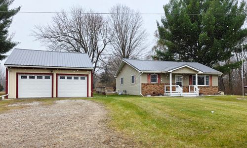 2617 Dale Dr, Six Lakes, MI, 48886-9799 | Card Image