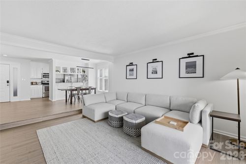 32-308 Queens Rd, Charlotte, NC, 28204-3209 | Card Image