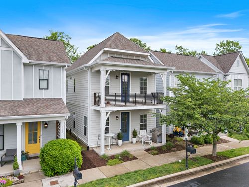 720 Cottage Park Dr, Nashville, TN, 37207-2617 | Card Image