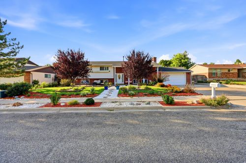 106 W 575 N, Kaysville, UT, 84037-1164 | Card Image