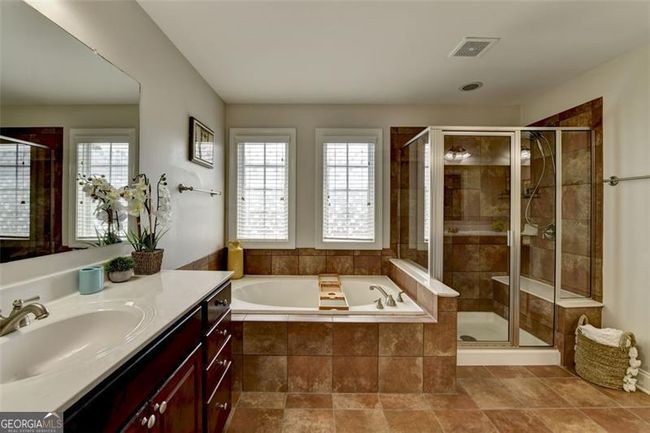5976 Princeton Run Trl, House other with 3 bedrooms, 3 bathrooms and 2 parking in Tucker GA | Image 37
