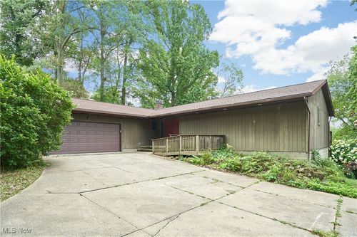 4196 Webb Rd, Ravenna, OH, 44266-9796 | Card Image