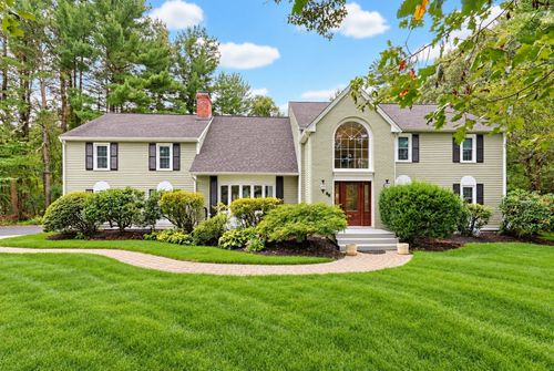 66 Farrington Ln, Marlborough, MA, 01752-1771 | Card Image