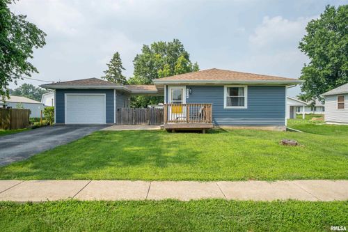 304 E Oakley St, Glasford, IL, 61533-8991 | Card Image