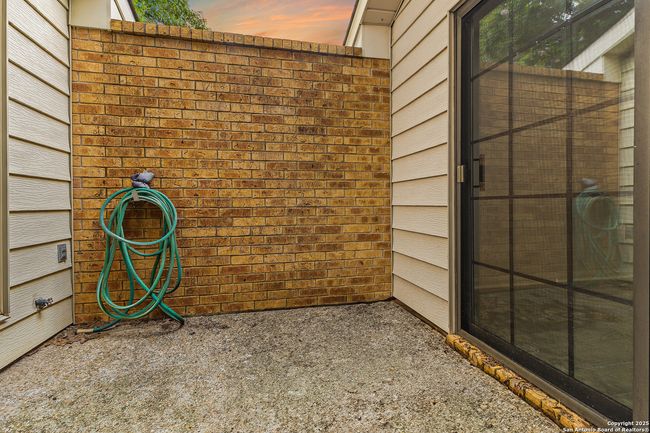 908 Robert Derrick Dr, House other with 3 bedrooms, 2 bathrooms and null parking in Schertz TX | Image 14