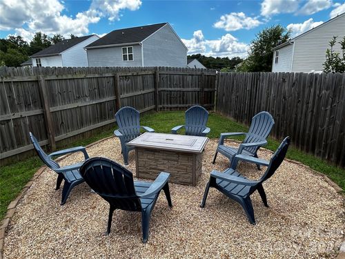 7803 Paper Birch Dr, Charlotte, NC, 28215-4260 | Card Image