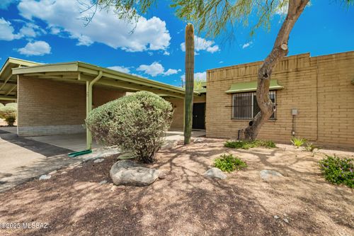 6 E Madrid Drive, Tucson, AZ, 85704 | Card Image