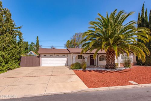 831 Calle Clavel, Thousand Oaks, CA, 91360-4913 | Card Image