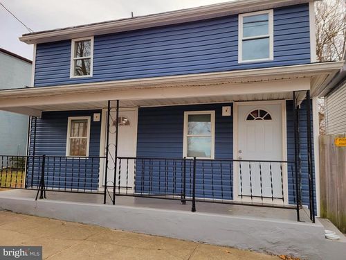 233 Kern St, WINCHESTER, VA, 22601-5066 | Card Image