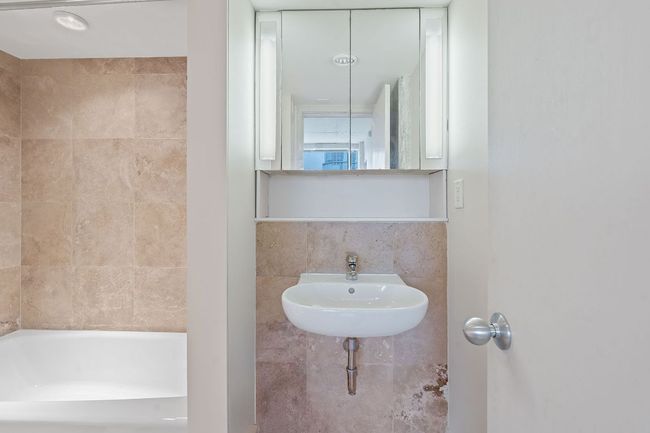APT-805 - 1212 Guadalupe St, Condo with 2 bedrooms, 2 bathrooms and null parking in Austin TX | Image 17