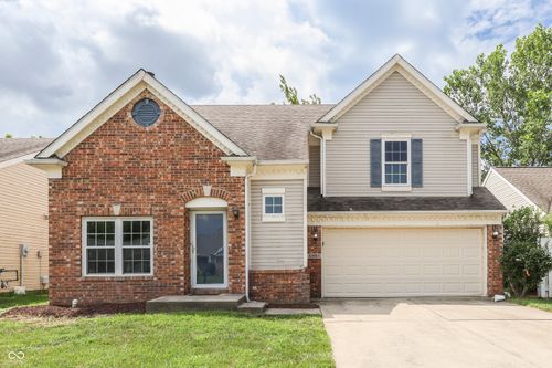 10867 Washington Bay Dr, Fishers, IN, 46037-9559 | Card Image