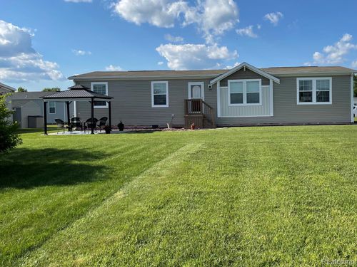11112 Hickory Tree Ct, South Lyon, MI, 48178-6624 | Card Image