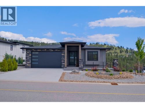 1940 Harris Dr, Penticton, BC, V2A0C8 | Card Image