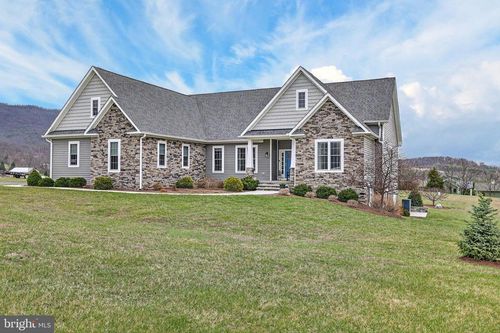 78 Jacob Ct, WOODSTOCK, VA, 22664-3058 | Card Image