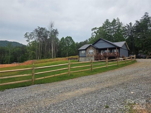 301 Mcginnis Dr, Old Fort, NC, 28762 | Card Image