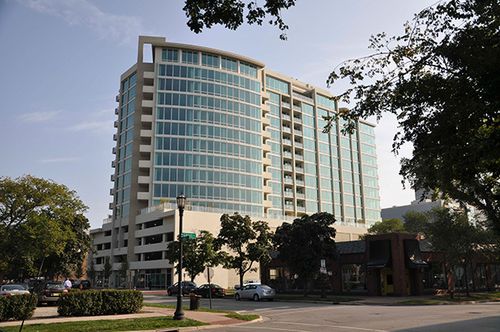 unit-1010-1570 Elmwood Ave, Evanston, IL, 60201-4380 | Card Image