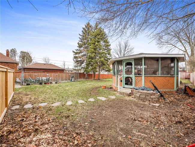 1225 Queenston Rd, House other with 5 bedrooms, 2 bathrooms and 6 parking in Cambridge ON | Image 39