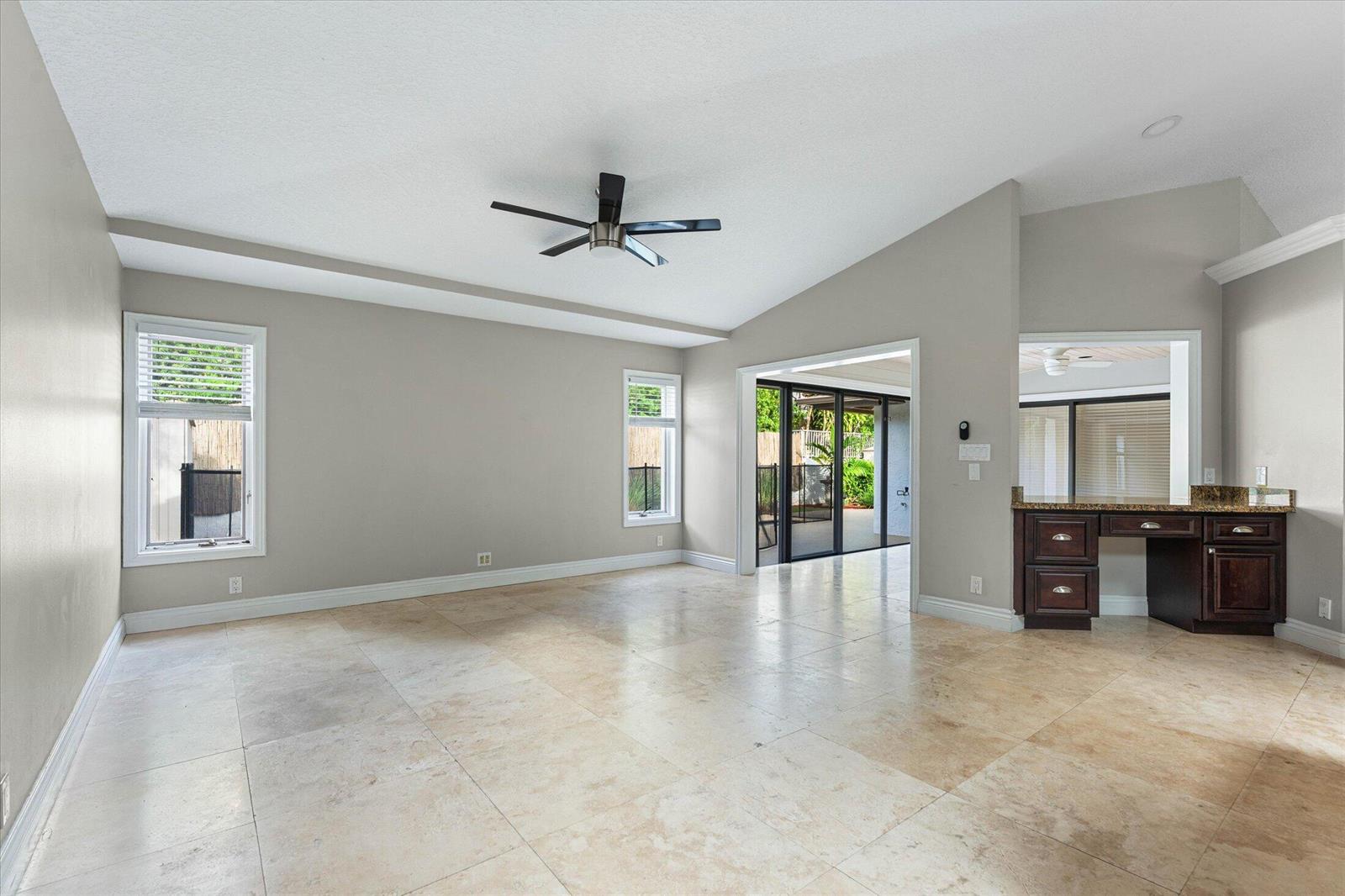 Residential Lease in Boca Raton 4