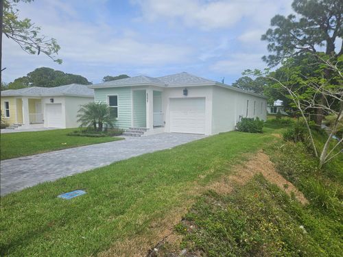 5227 Se Isabelita Ave, Stuart, FL, 34997-3130 | Card Image