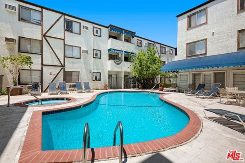 115-18530 Hatteras St, Tarzana, CA, 91356 | Card Image