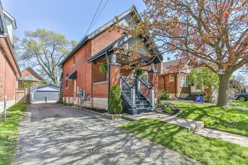 626 Emery St E, London, ON, N6C2G4 | Card Image