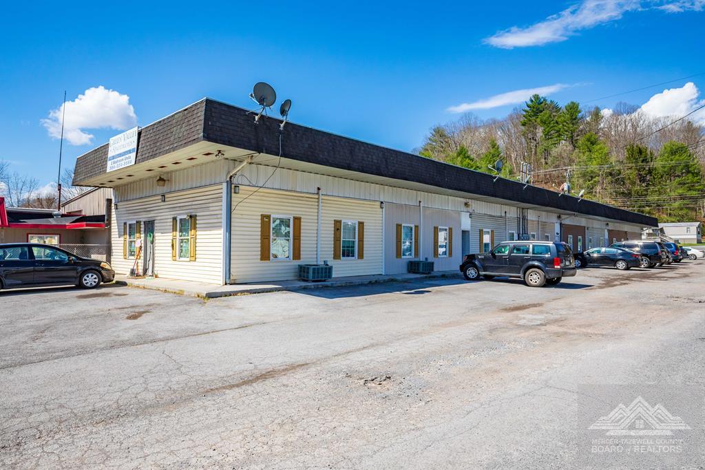 396 Blue Prince Rd, Bluefield, WV 24701