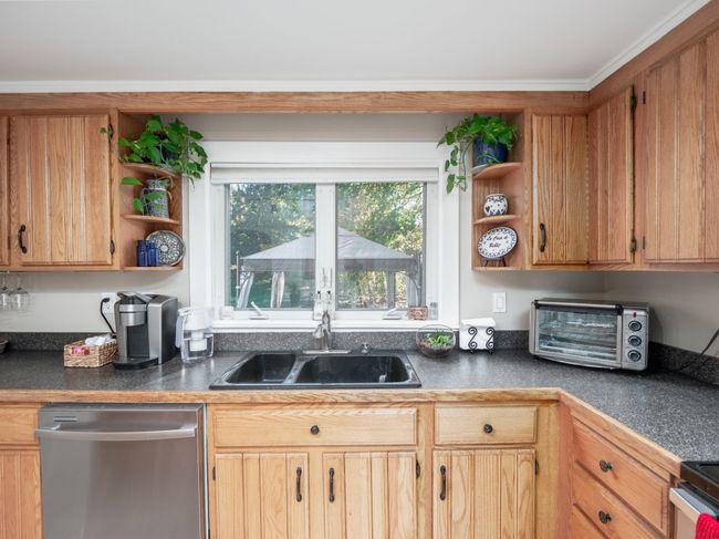 2 E Dunstable Rd, House other with 3 bedrooms, 2 bathrooms and null parking in Nashua NH | Image 14
