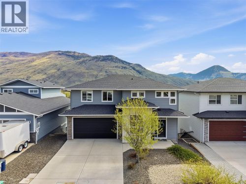 833 Woodrush Drive, Kamloops, BC, V2B0E3 | Card Image