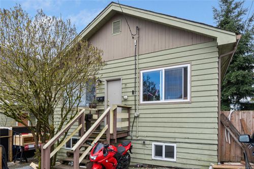 205 Sabiston St, Nanaimo, BC, V9R1M2 | Card Image