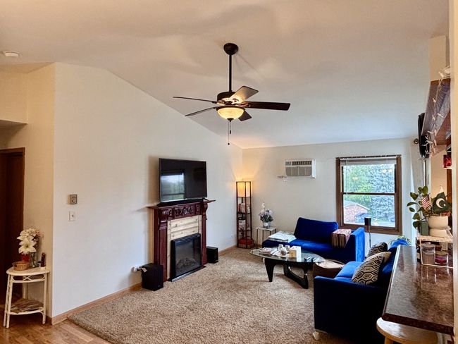 APT-3C - 4316 W Shamrock Ln, Condo with 2 bedrooms, 2 bathrooms and 2 parking in McHenry IL | Image 14