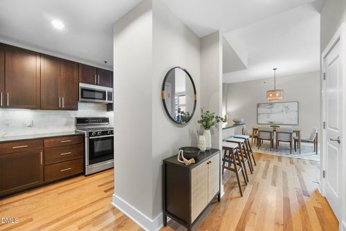 330-140 W Franklin Street, Chapel Hill, NC, 27516 | Card Image