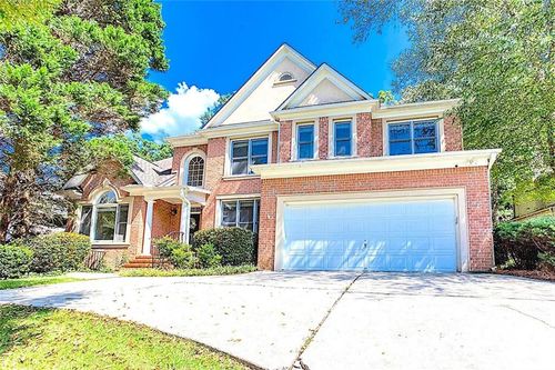 5071 Vinings Estates Ct Se, Smyrna, GA, 30126-5932 | Card Image