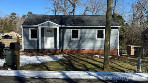 503 Caroline Ave, Lowell, NC, 28098-1640 | Card Image