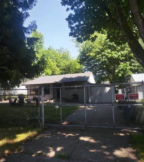 10658 138 St, Surrey, BC, V3T4K5 | Card Image