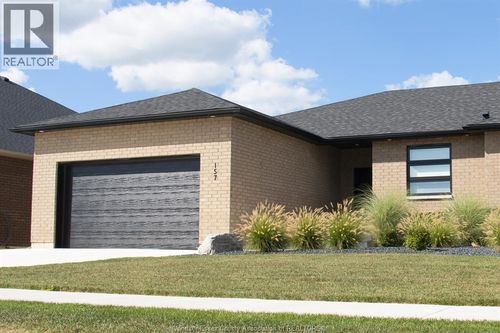 157 Blue Jay Cres, Kingsville, ON, N9Y0E3 | Card Image