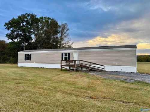 146 Mcdonald Dr, Springville, AL, 35146-4523 | Card Image