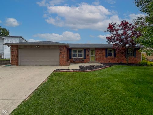 2933 Fairlawn Dr, Columbus, IN, 47203-3150 | Card Image