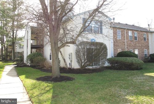 91 Center Ln, MOUNT LAUREL, NJ, 08054-3007 | Card Image