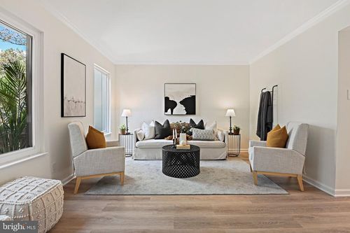 74-1845 Westwind Way, MCLEAN, VA, 22102-1611 | Card Image