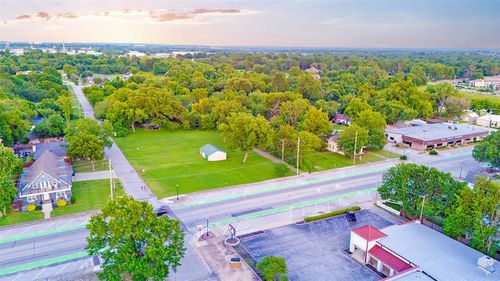 901 Main St, Broken Arrow, OK, 74012-5532 | Card Image