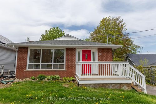 89 Munro St, Carleton Place, ON, K7C1H6 | Card Image